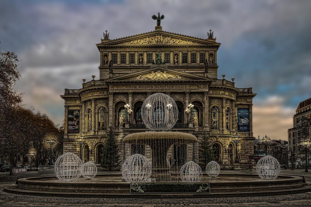 โรงแรมเมอร์เคียว แฟรงค์เฟิร์ต ซิตี้ เมสเซอ Frankfurt am Main ภายนอก รูปภาพ